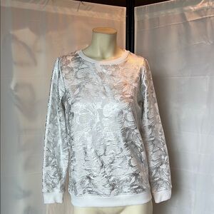 NWT Emily Daniels Silver Floral Sweatshirt